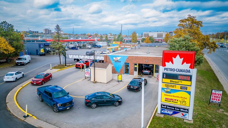 Petro-Canada, DieselPX, Eggsmart Drive Thru, Self-Serve Car Wash and Valvoline Express Care at Valet Car Wash South Missisauga