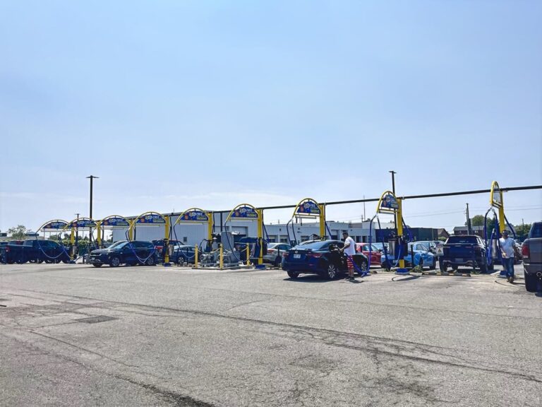 valet_car_wash-location-niagara_falls-hero-04